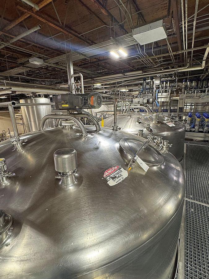 Used (6) Available - Feldmeier 5000 Gallon Insulated Dome Top Mix Tank