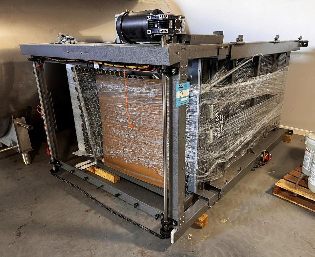 Used SKA Can-I-Bus Half Height can depalletizer