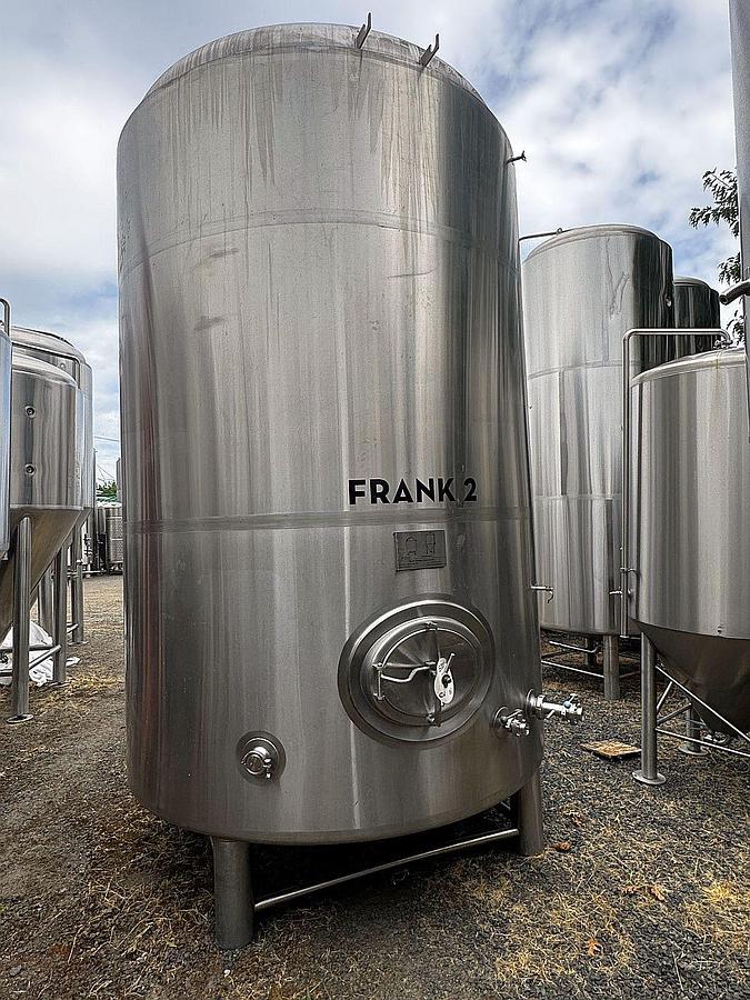 Used (3) Available - Used PBST 90 bbl / 2790 Gal Jacketed Brite Tanks