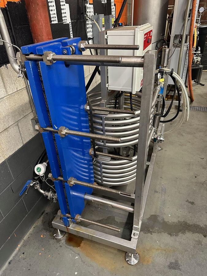 Used Used IDD inline carbonation system and chiller - new in 2021