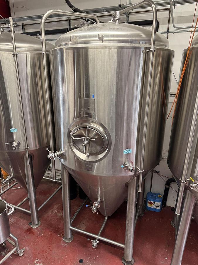 Used (4) Available - Used PBST Pacific Brew 30 bbl / 930Gal conical fermenters