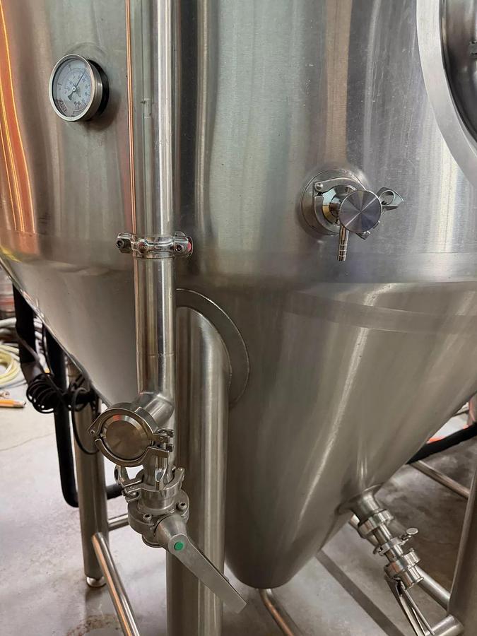Used (1) Available - Used GW Kent 20 bbl / 620Gal jacketed conical fermenter / storage tank