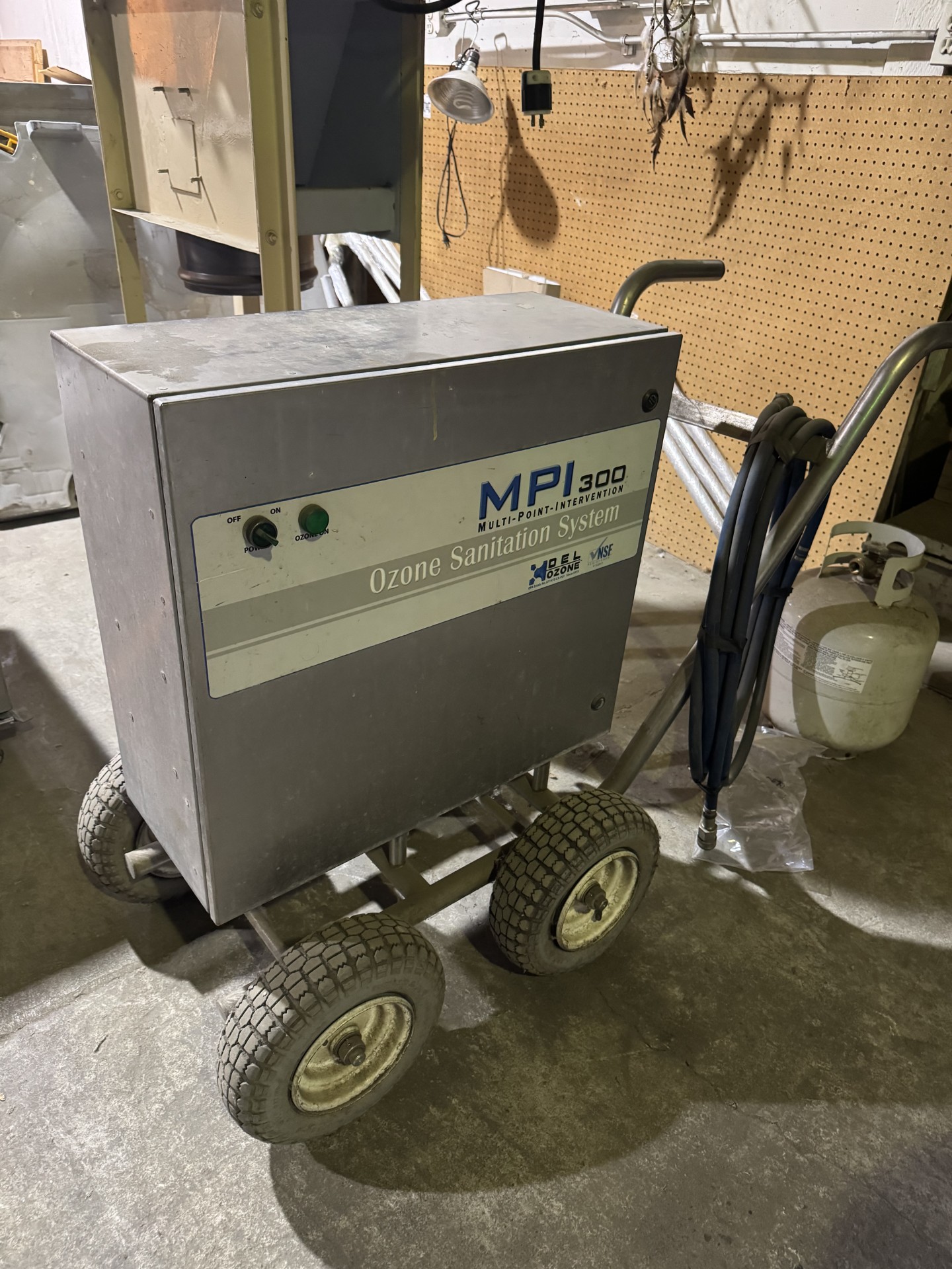Used Used DEL Ozone MPI-300 