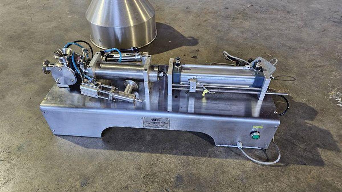 Used TechToneda Single Head Semi-Auto Piston Filler