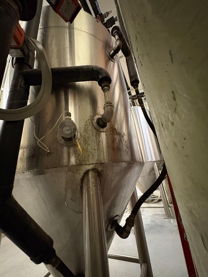 Used (2) Available - Used JV Northwest 20 bbl / 620 Gallon Jacketed Unitank fermenter