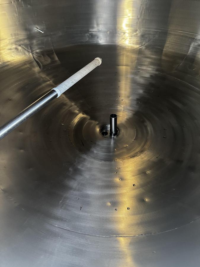 Used (1) Available - Used Specific Mechanical 40hl / 1056 Gal / 33 bbl jacketed brite tank - 2022