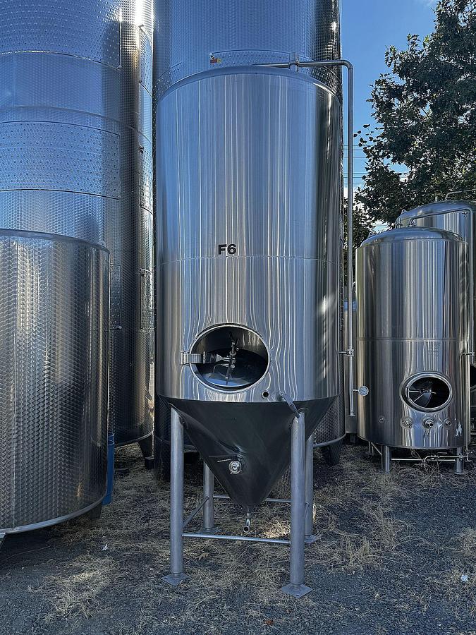 Used Used AAA Metals 20 bbl / 620Gal jacketed fermenter / storage tank