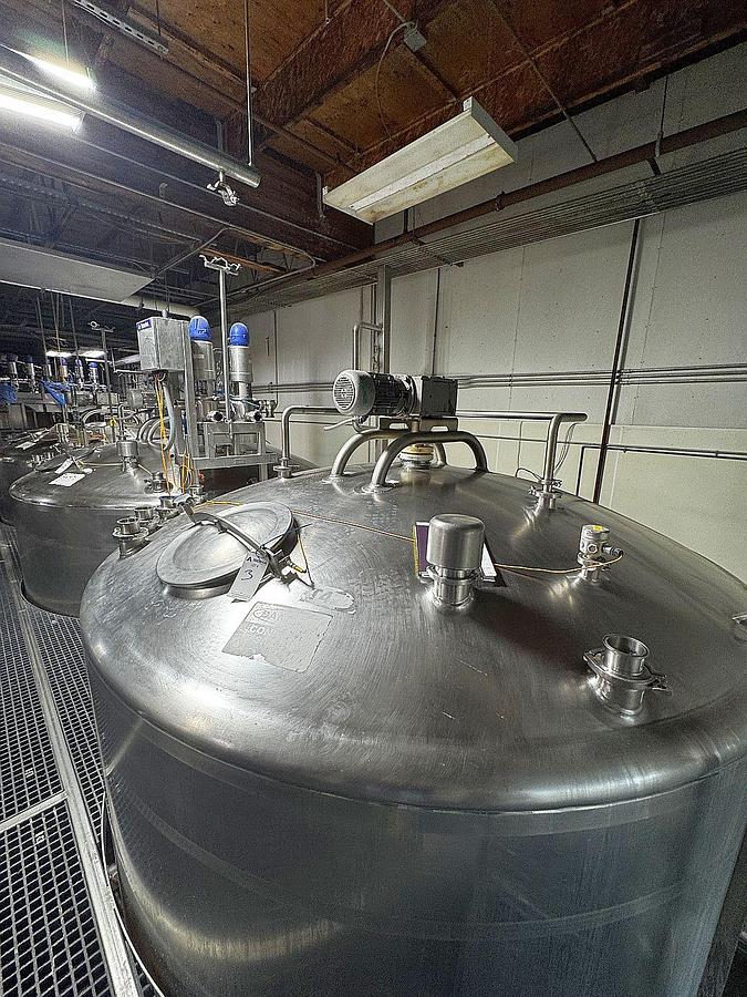 Used (6) Available - Feldmeier 5000 Gallon Insulated Dome Top Mix Tank