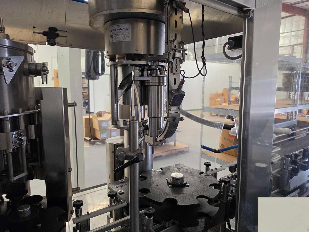 Used Used GAI 3003A Bier 12 valve counter pressure filling line