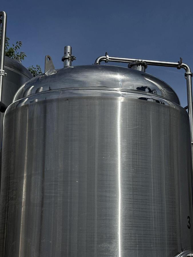 Used (1) Available - Used Glacier Tank 15 bbl Unitank fermenter