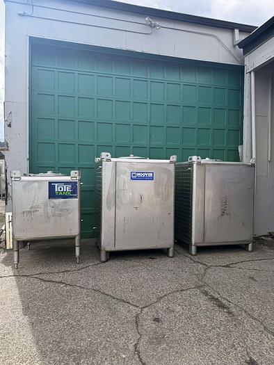 Used (2) Hoover 3000L / 795 Gallon Tote Tanks