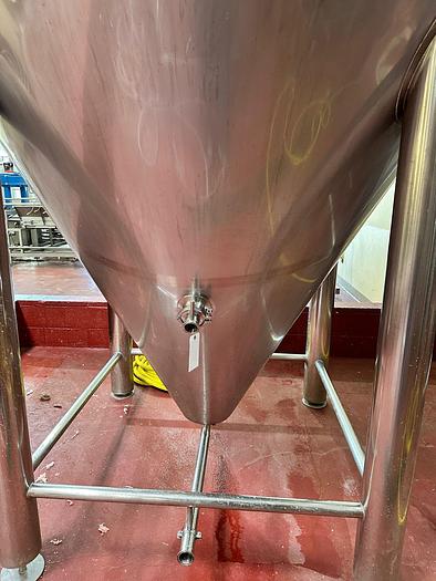 Used (4) Available - Used IDD 50 Bbl/60HL (1550Gal) Jacketed Conical Fermenter