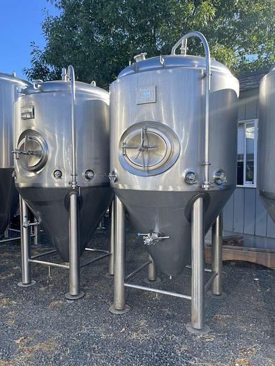 Used (4) Available - Used BSV (Blackstone) 15 bbl unitank fermenters