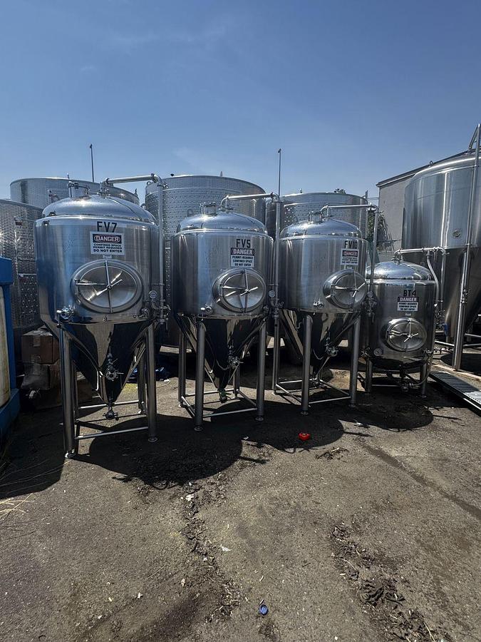 Used (3) Available - Used 7bbl / 217 Gal conical jacketed Glacier Tank fermenters