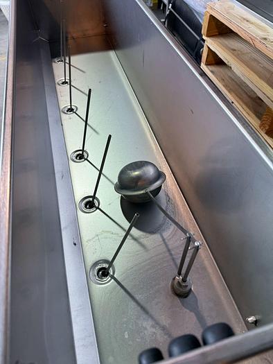 Used Used Mori 6 spout gravity filler