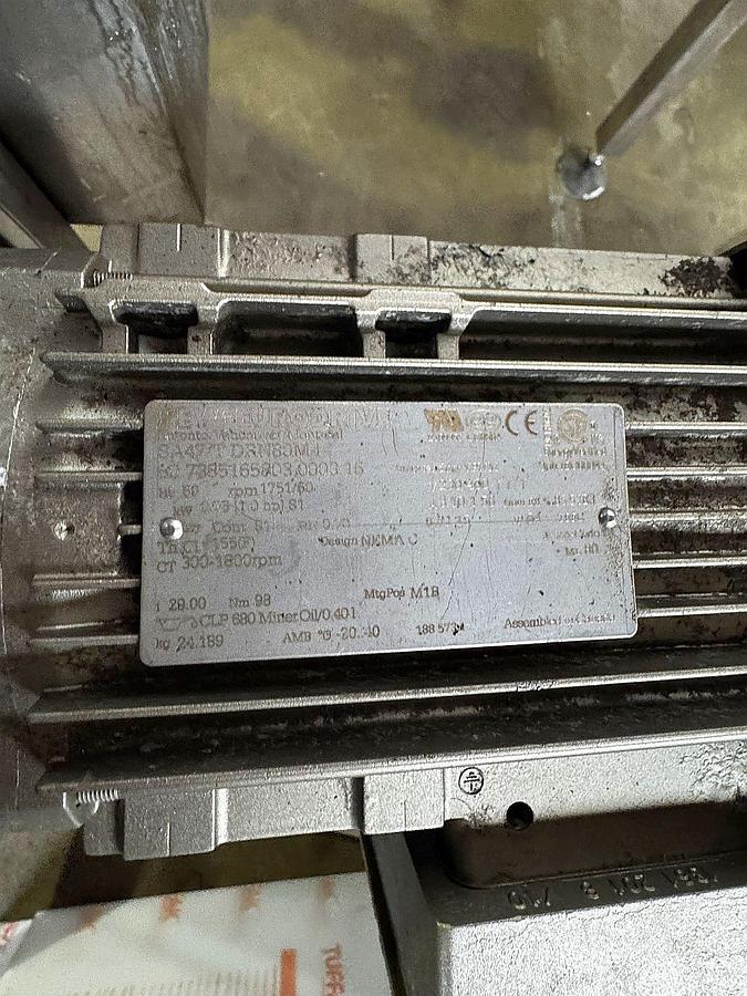 Used Used Bevco Mat top belt conveyor