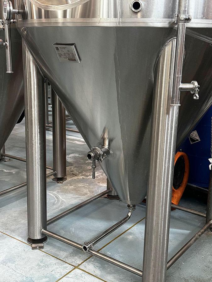 Used (2) Available - Used SK Prospero 30 bbl / 930Gal jacketed conical fermenters