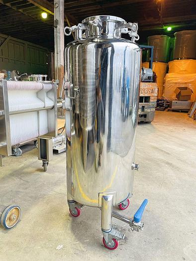 Used Used 1bbl / 40 Gallon closed single wall storage tank