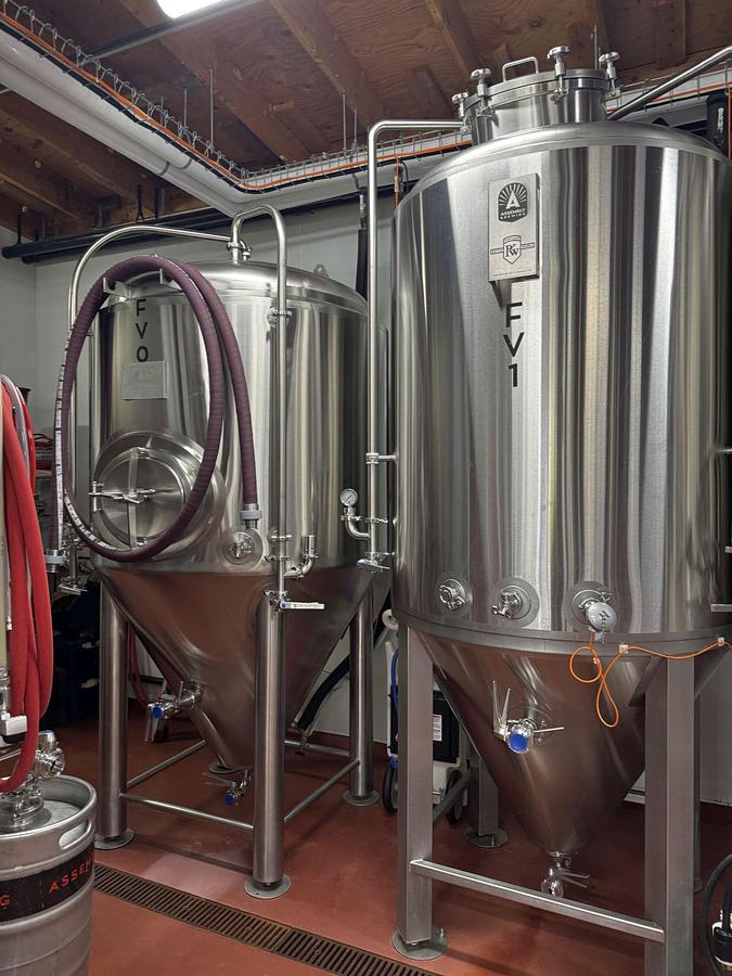 Used Used Portland Kettle Works 15 bbl Brewery