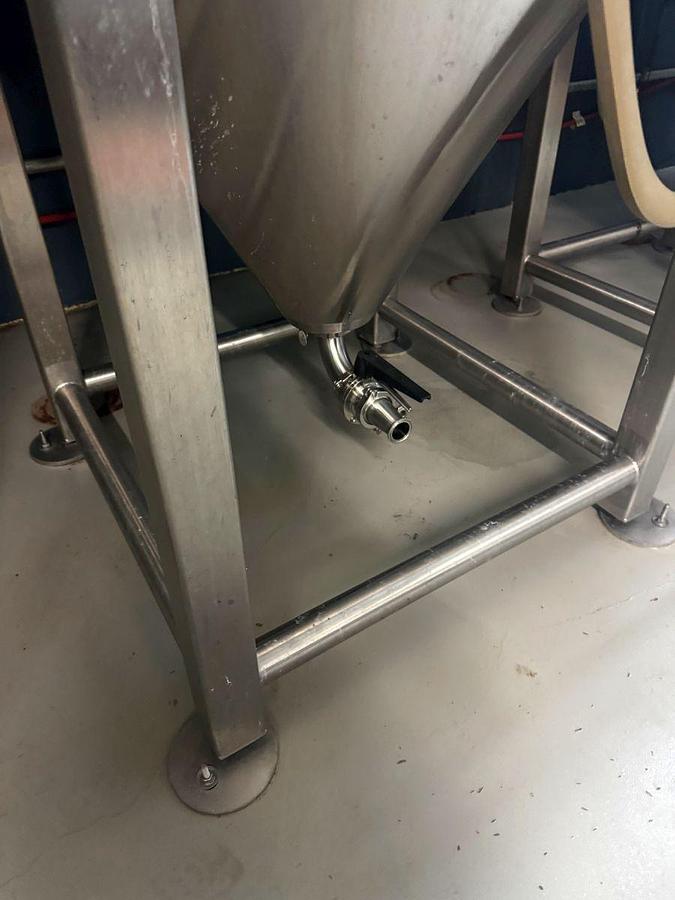 Used Used Metalcraft Fabrication 15 bbl / 465Gal Jacketed Concial Unitank Fermenter