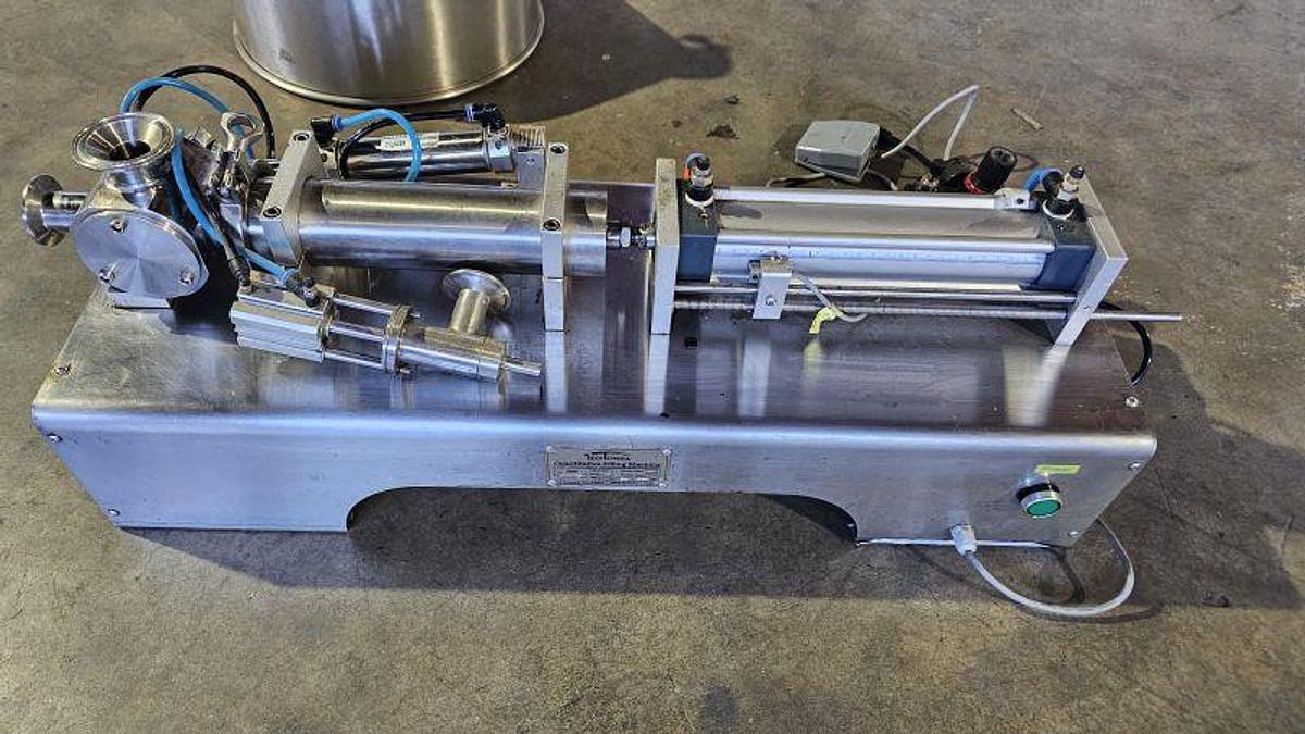 Used TechToneda Single Head Semi-Auto Piston Filler