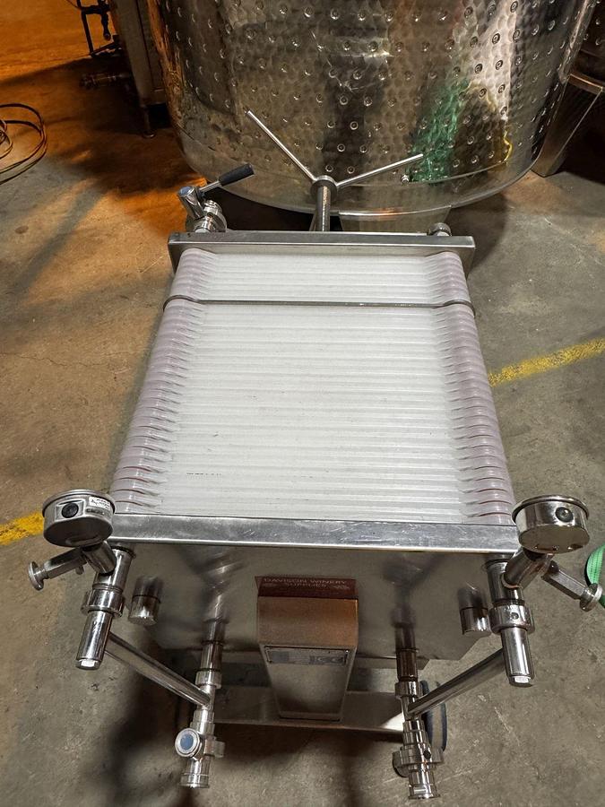 Used Used Marchisio 40cm x 40cm plate and frame filter