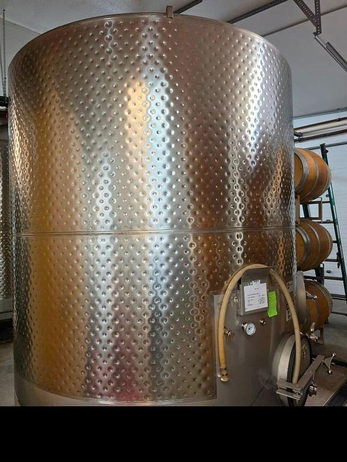 Used Used Westec 3125 Gallon Jacketed Fermenter / Storage Tank