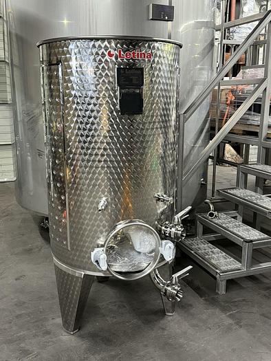 New Stock Letina 158 Gallon / 600L Variable Capacity Jacketed Storage Tank