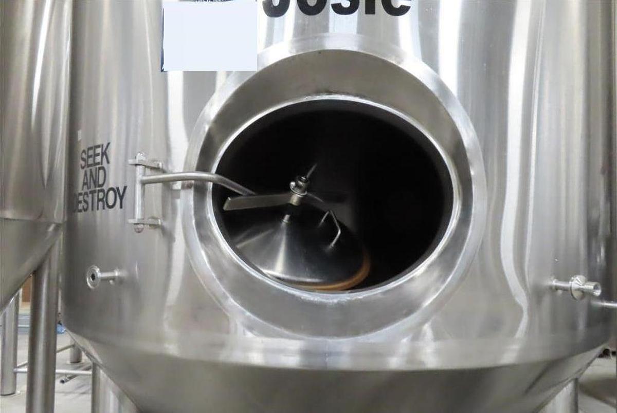 Used (2) Available - Used 40bbl / 1240 Gal jacketed conical fermenters - 