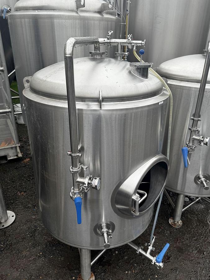 Used (4) Available - Used 5 bbl / 155 gal jackete brite/ storage tanks