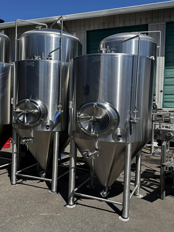 Used (5) available - Used 10 bbl Practical Fusion conical unitank fermenters - Built in Portland, Oregon