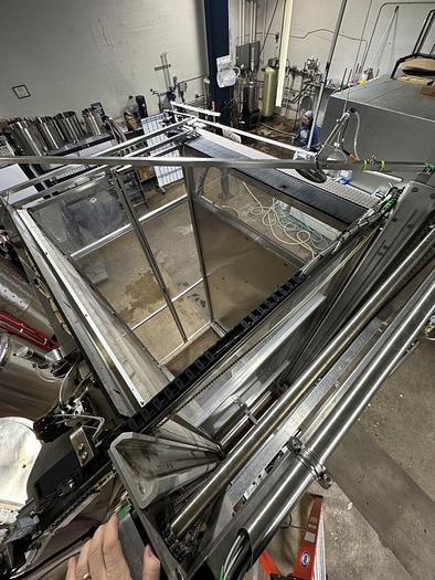 Used Used Alpha Brewing Canhusker Full Height Can Depalletizer