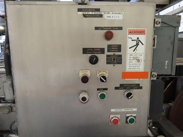 Used (1) Used Sentry Low Level Gripper style bottle rinser