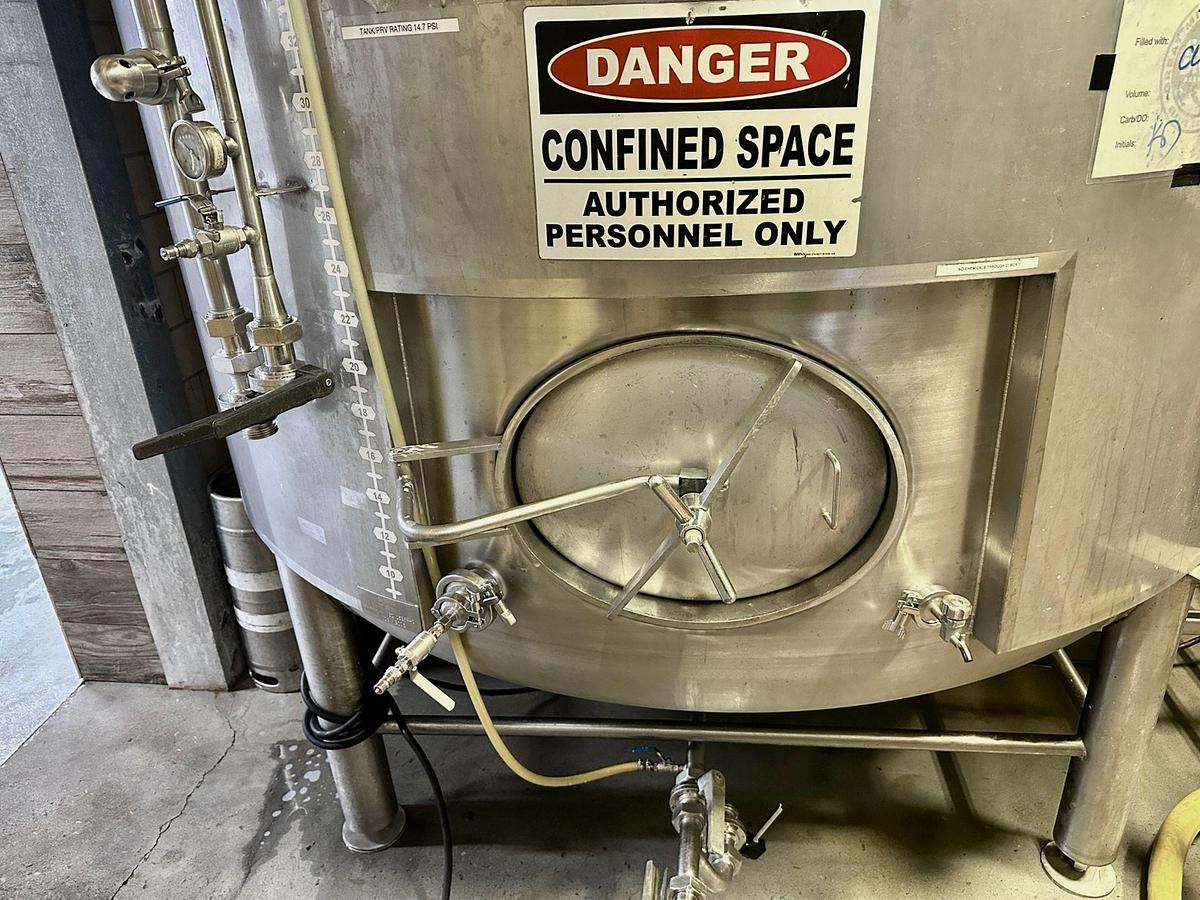 Used (1) available - Used Specific Mechanical 100 bbl / 3100 Gal jacketed brite tank