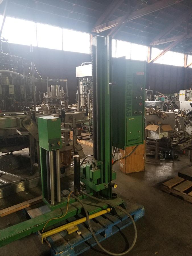 Used Highlight Synergy II Pallet Wrapper