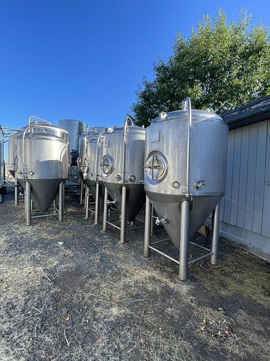 Used (4) Available - Used BSV (Blackstone) 15 bbl unitank fermenters