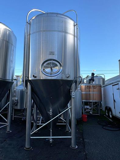 Used (3) available - Used BSV (Blackstone) 80HL (8000L) / 68 bbl conical jacketed fermenters