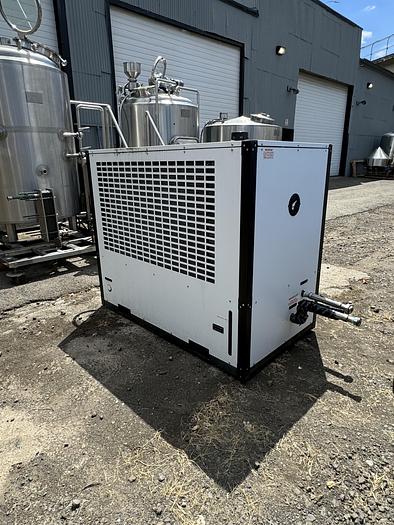 Used Used G&D 7 hp glycol chiller (2021)