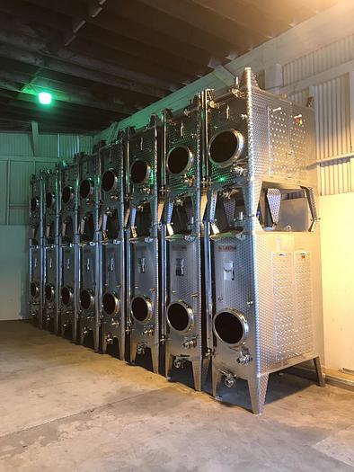 New Stock Letina 265 Gallon / 1000L Jacketed Square Storage Tote Tank