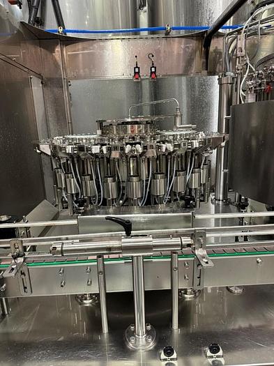 Used GAI 8032A Bier Monobloc rinser/filler/crowner/ropp capper With Support Equipment