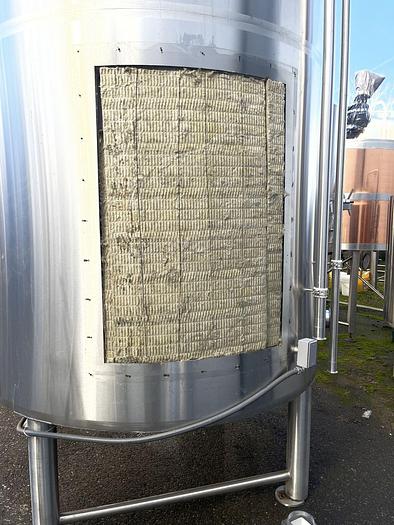 Used Used Pioneer 65 bbl Insulated tank with heat (2) heat Panels