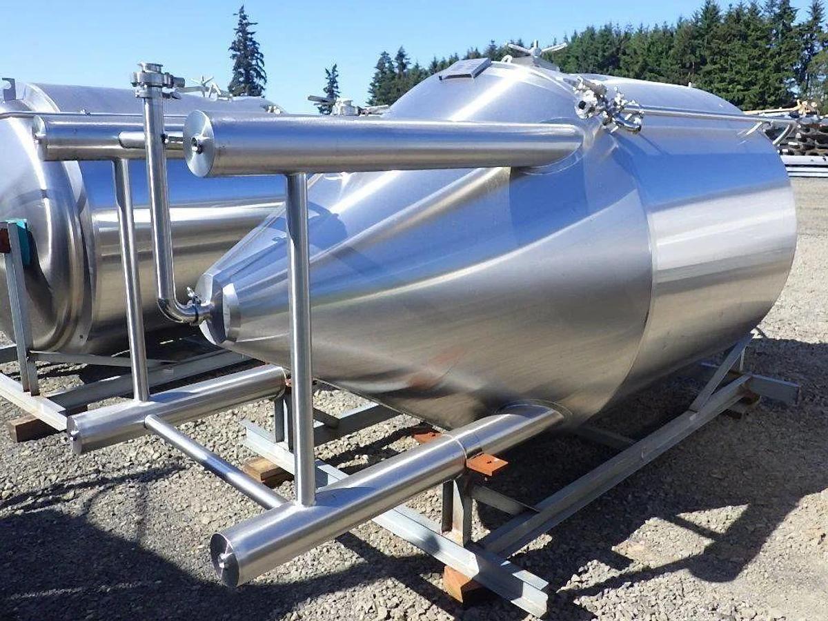 Used (2) Available - Previously Sold 20bbl / 25hl Jacketed Conical Fermenters