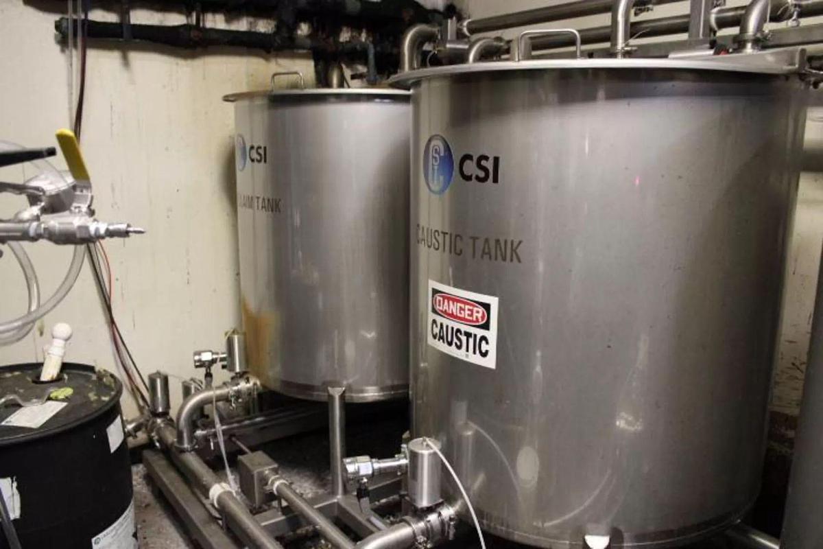 Used Used CSI Central States Industrial skid mount CIP system