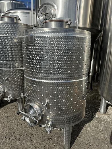 Used (3) available - Used Vintner Vault 1080L/ 285Gal closed top jacketed fermenter