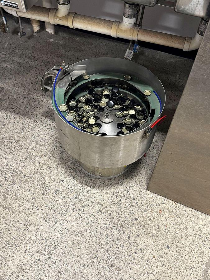 Used Used CIME Gold 6-6-1 Counter Pressure Bottle Filling Line