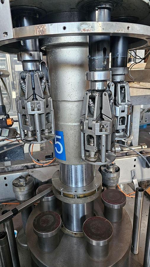 Used Bertolaso 5 head ROPP capper