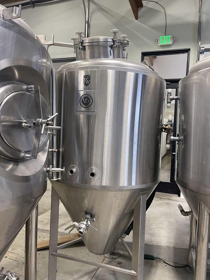 Used (1) Used PKW Portland Kettle Works 7 bbl Jacketed Fermenter - 217 Gal