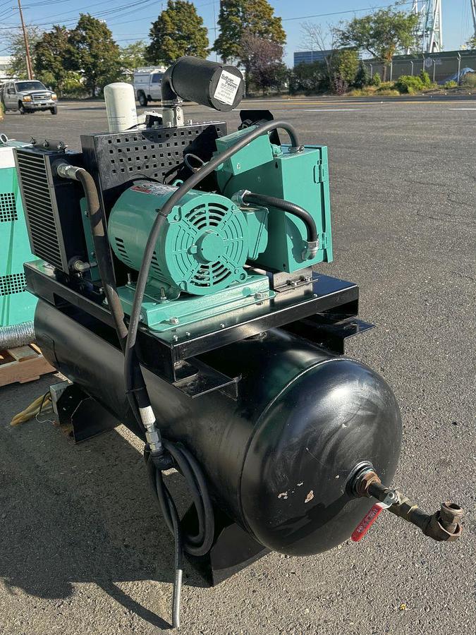 Used Used Sullivan Palatek M-10 Air Compressor with Sullivan Palatek High Temp Air Dryer