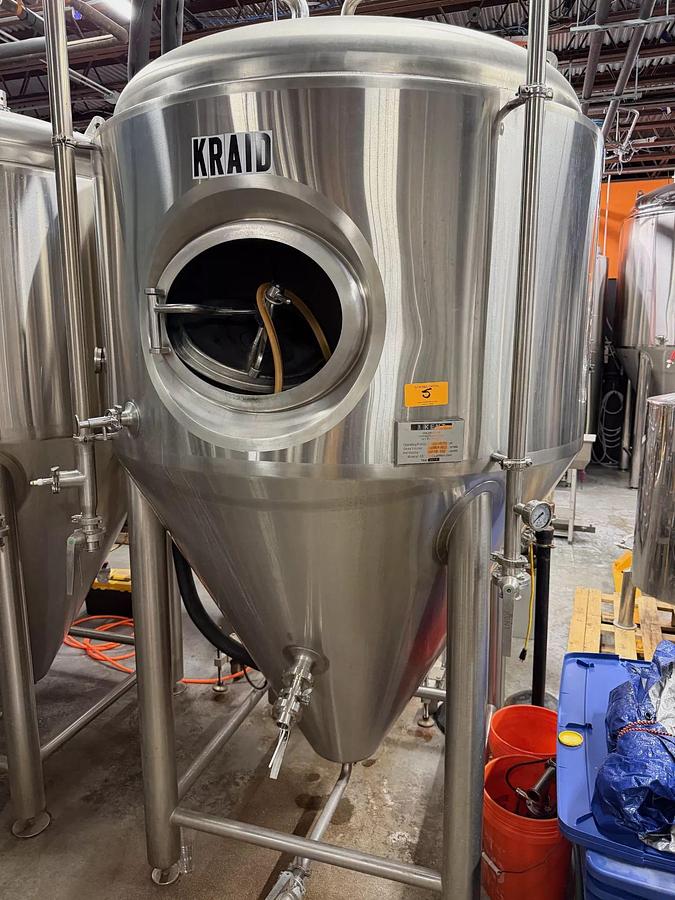 Used (3) Available - Used GW Kent 15bbl / 465Gal jacketed fermenters / storage tanks