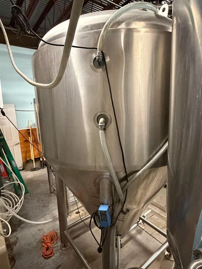 Used (3) Available - Used GW Kent 15bbl / 465Gal jacketed fermenters / storage tanks